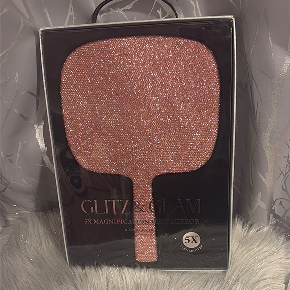 BNWT GLITZ & GLAM Christmas Holiday Viral Pink Rhinestone Handheld Mirror - Picture 1 of 7
